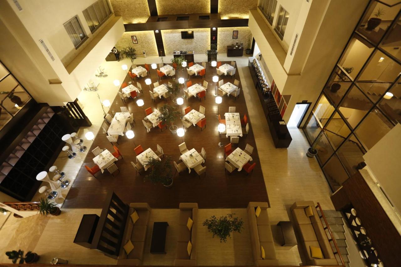 Cassiopeia Hotel Addis Abeba Exterior foto