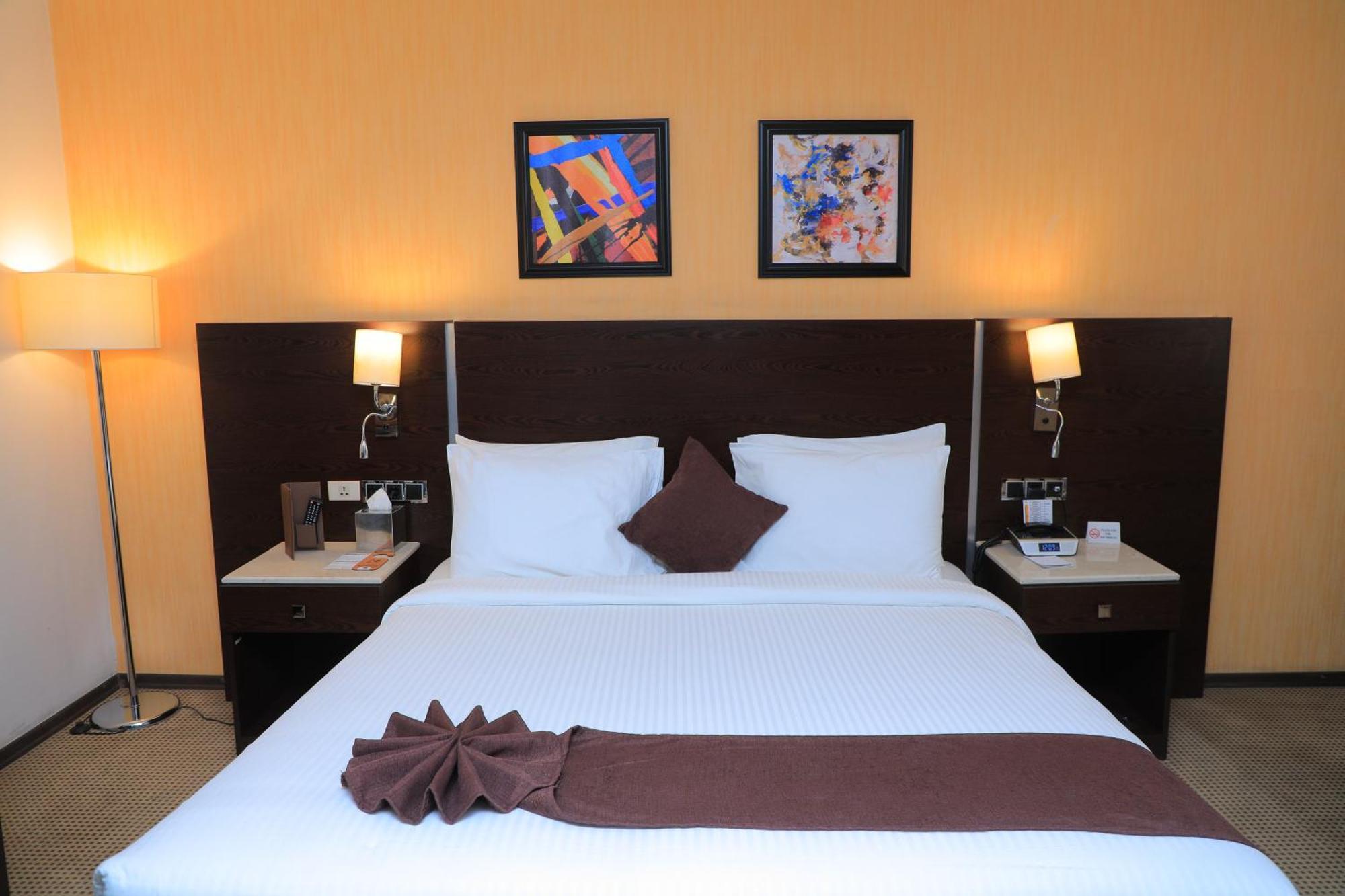 Cassiopeia Hotel Addis Abeba Exterior foto