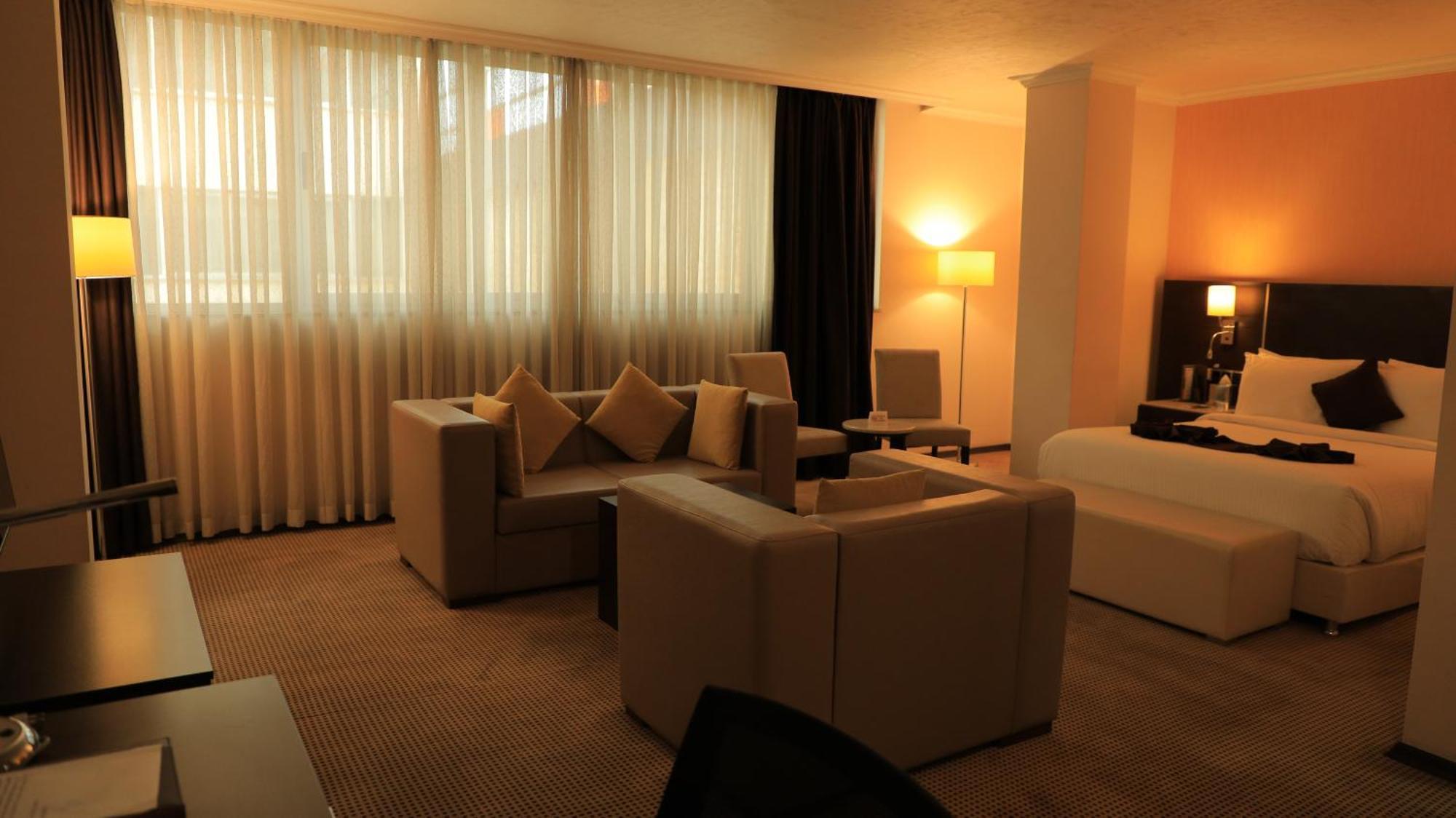 Cassiopeia Hotel Addis Abeba Exterior foto